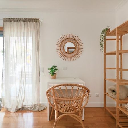 Apartment With Private Terrace & Car Garage ลิสบอน ภายนอก รูปภาพ